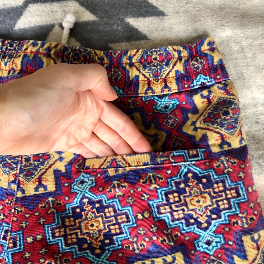 Geometric Patterned Drawstring Shorts - image 7